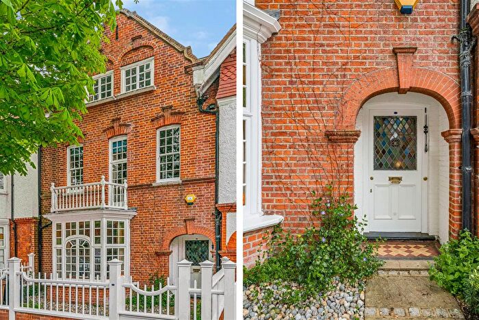 5 Bedroom Terraced House For Sale In Queen Annes Grove, London, W4