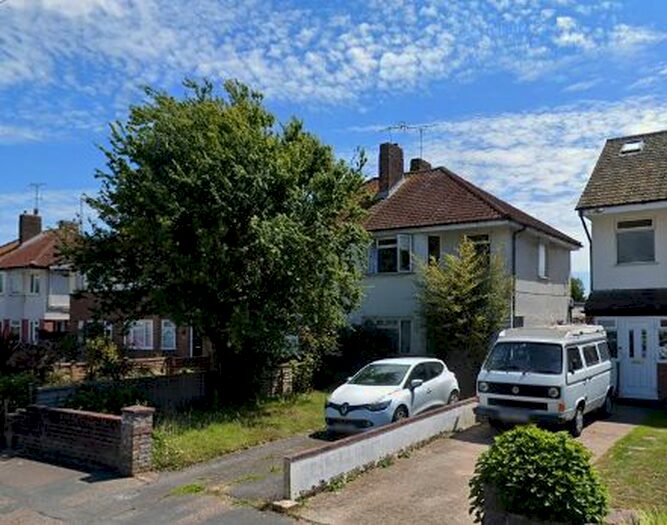 3 Bedroom Semi-Detached House To Rent In Ardingly Drive, Goring-By-Sea, Worthing, BN12