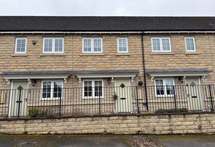 2 Bedroom Terraced House For Sale In Emley View, Skelmanthorpe, Huddersfield, HD8