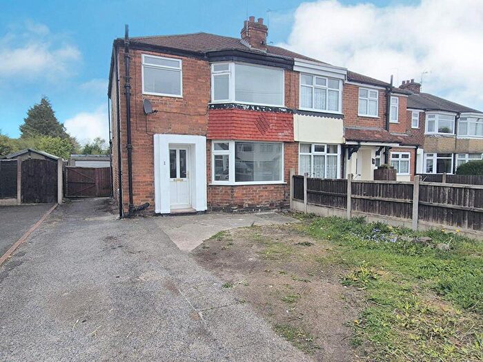 3 Bedroom Semi Detached House To Rent In Fonthil Road, Stafford, ST16