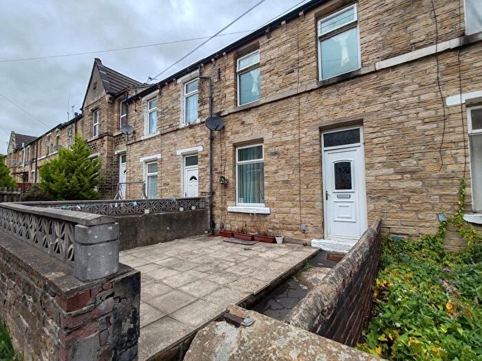 2 Bedroom Terraced House To Rent In Holly Terrace, Huddersfield, HD1