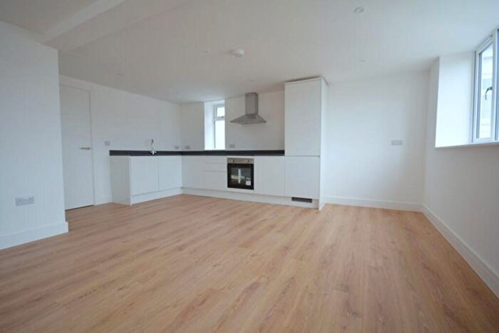 2 Bedroom Flat To Rent In Cumberland Road, Margate, CT9