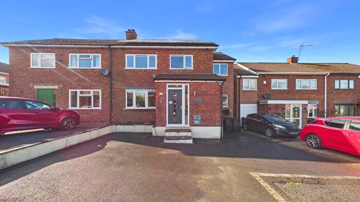 4 Bedroom Semi Detached House For Sale In Eastleigh Drive, Romsley, Halesowen, B62