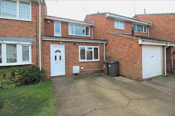 3 Bedroom Terraced House To Rent In 3 Bed Family Home - Springfield, CM1