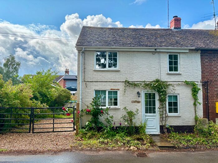 2 Bedroom End Of Terrace House To Rent In Pershore, WR10