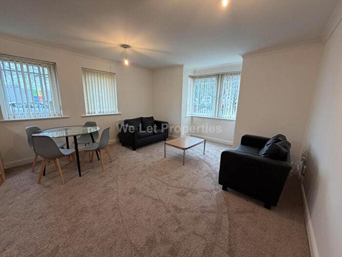 2 Bedroom Apartment To Rent In Drayton Street, Hulme, M15