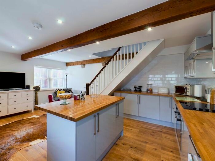 2 Bedroom Barn Conversion For Sale In Conder Green, Lancaster, LA2