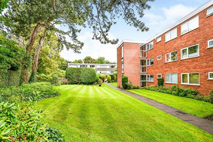 2 Bedroom Flat To Rent In Moorfield Court, Moorfield Drive, Sutton Coldfield, B73