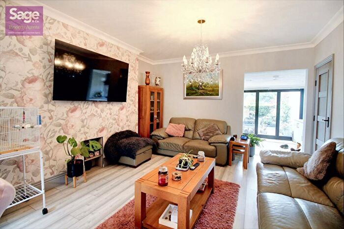 3 Bedroom Terraced House For Sale In Ebbw Street, Risca, NP11