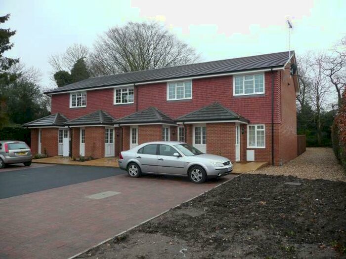1 Bedroom Maisonette To Rent In Bartletts Court, Ash Vale, GU12