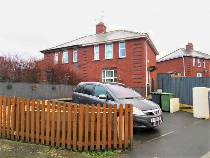 3 Bedroom House To Rent In Woodwater Lane, Exeter, EX2
