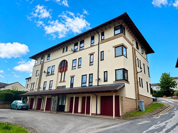 3 Bedroom Flat For Sale In Ruskin Court, Knutsford, WA16