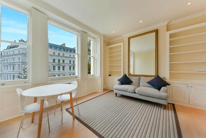 1 Bedroom Flat To Rent In Queen's Gate, London, SW7