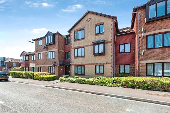 1 Bedroom Flat For Sale In Whitworth Road, Southampton, Hampshire, SO18