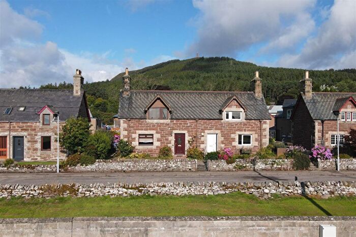 2 Bedroom Semi-Detached House For Sale In Ferry Road, Golspie, Sutherland, KW10