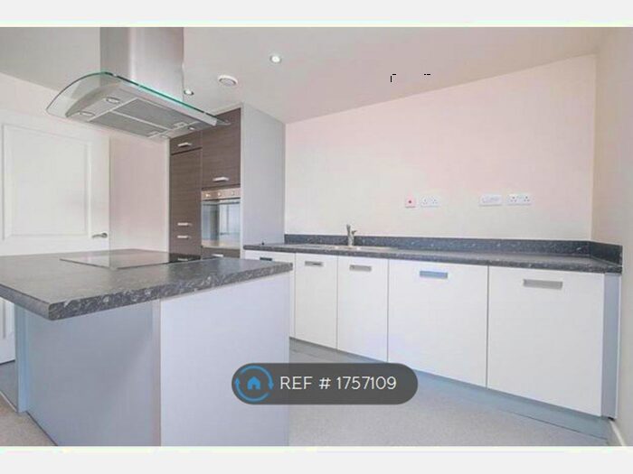 2 Bedroom Flat To Rent In Stoke Gifford, Bristol, BS16