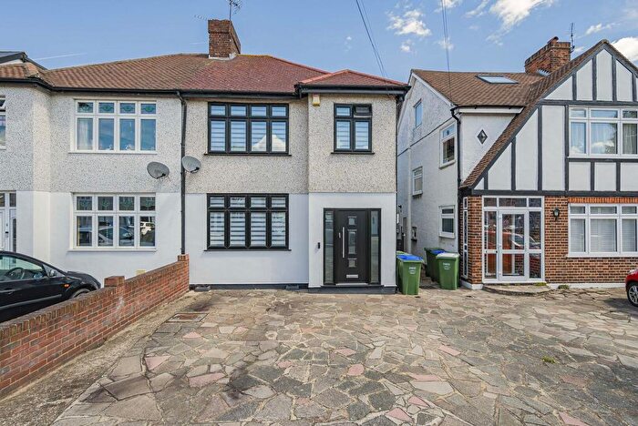 4 Bedroom Property For Sale In Haslemere Road, Bexleyheath, DA7