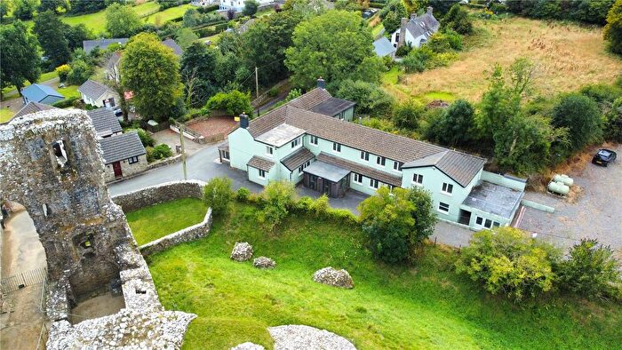 8 Bedroom Detached House For Sale In Llawhaden, Narberth, Pembrokeshire, SA67