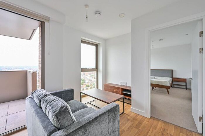 1 Bedroom Flat To Rent In Astor Apartments, Apex Gardens, Tottenham, London, N15