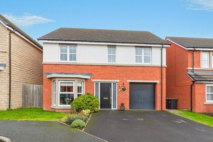 4 Bedroom Detached House For Sale In High Carr Close, Framwellgate Moor, Durham, Durham, DH1