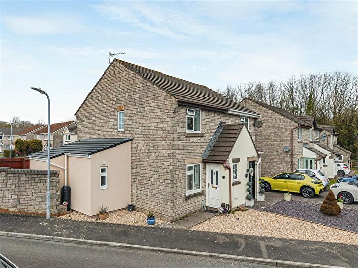 3 Bedroom Semi-Detached House For Sale In Heol Y Fro, Llantwit Major, CF61