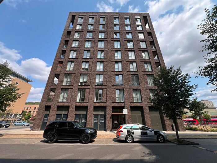 1 Bedroom Flat For Sale In Shackleton Way, E16