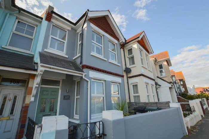 4 Bedroom Terraced House To Rent In Royal Parade, Eastbourne, BN22