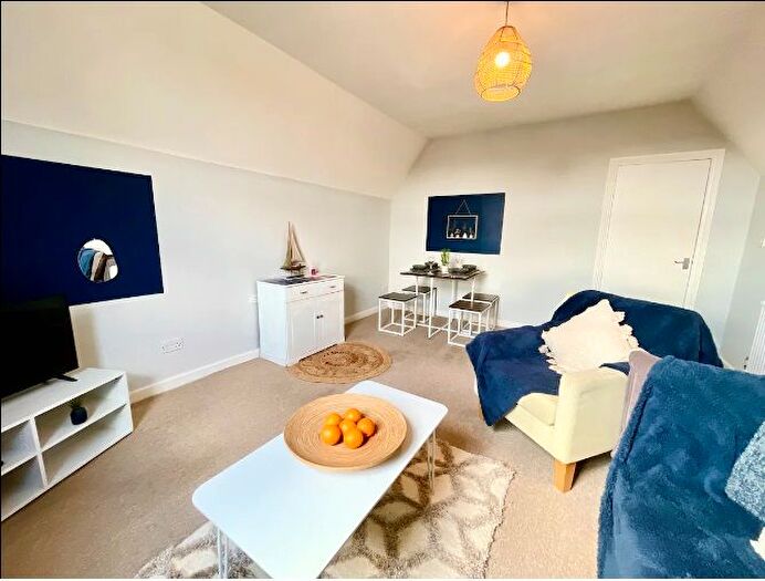 1 Bedroom Maisonette To Rent In Craneswater Ave, Southsea, PO4