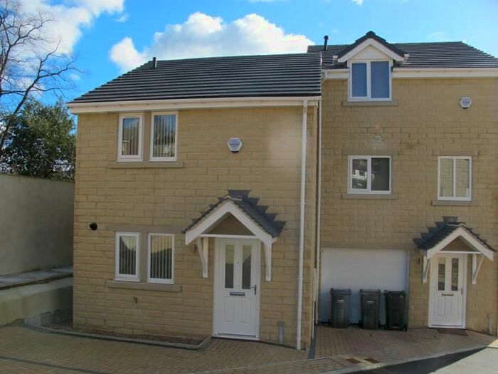 2 Bedroom Semi-Detached House To Rent In Old Glenaire Court, Baildon, Shipley BD17