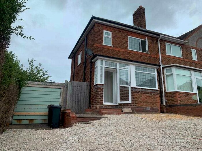 3 Bedroom Semi-Detached House To Rent In Victor Road, Olton, B92