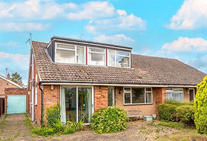 4 Bedroom Semi-Detached Bungalow For Sale In Stonebridge Road, Steventon, Abingdon, Oxfordshire, OX13
