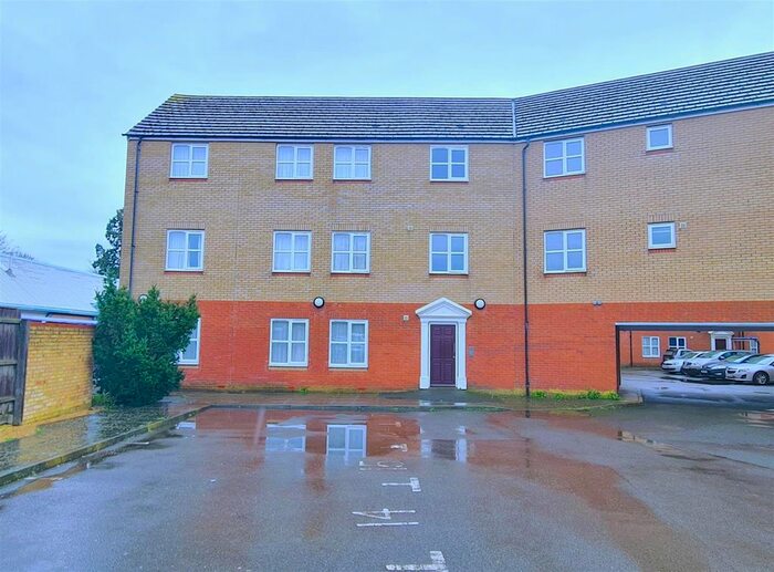 2 Bedroom Flat To Rent In Bentley House, Abbeygate Court, March, PE15