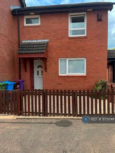 2 Bedroom End Of Terrace House To Rent In Elderpark Grove, Glasgow, G51