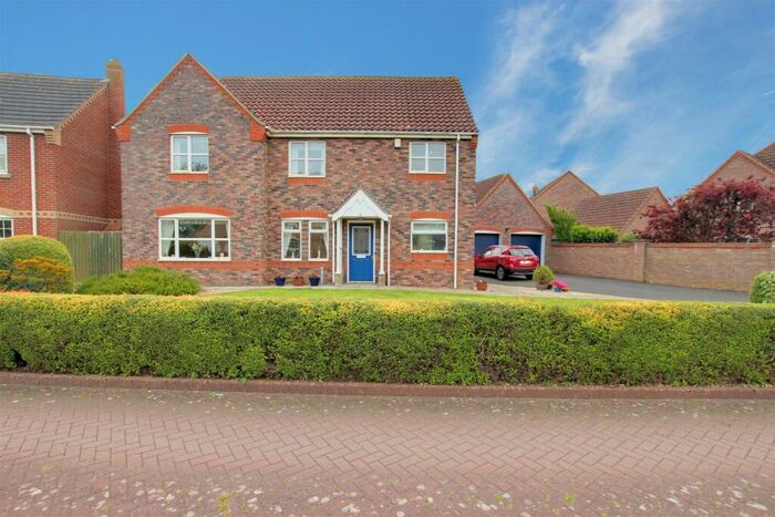 4 Bedroom Detached House For Sale In Pleasance Way, Manby, Louth, LN11