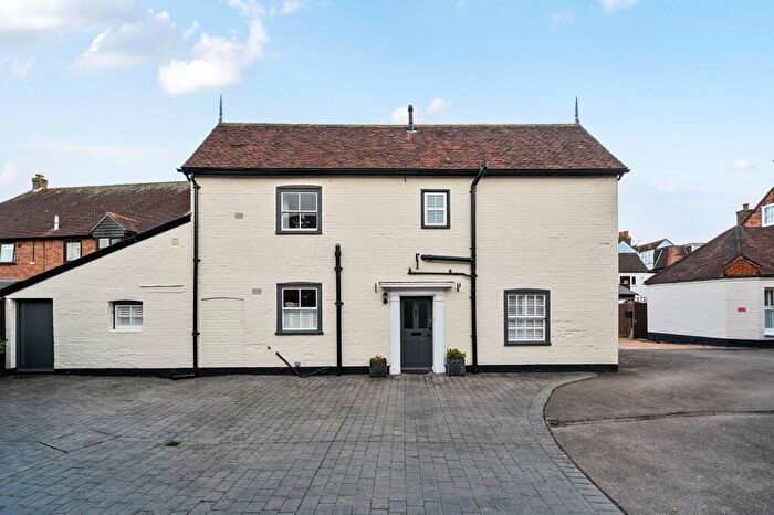 4 Bedroom Detached House For Sale In High Street, Emsworth, PO10