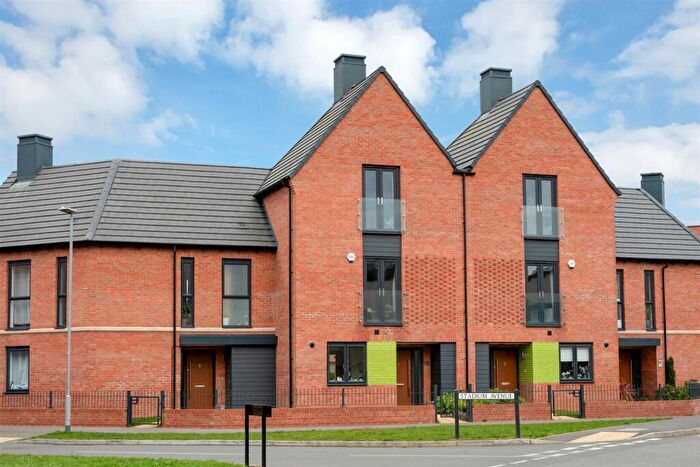 3 Bedroom Terraced House For Sale In Stadium Avenue, Newark, NG24