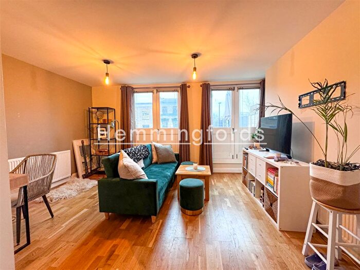 2 Bedroom Flat To Rent In Essex Road, Angel, N1