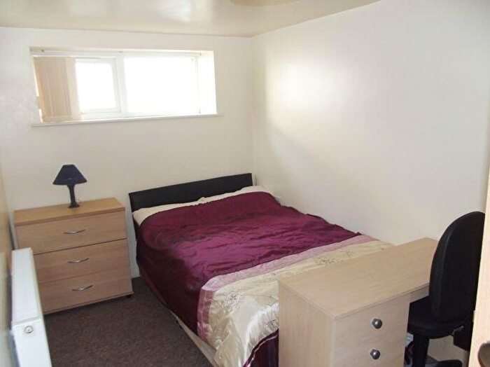 1 Bedroom Flat To Rent In Birchfields Road, Manchester, M13