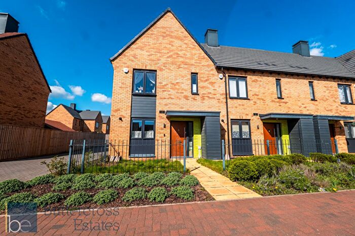 3 Bedroom End Terrace House For Sale In Green Avenue, Newark, NG24