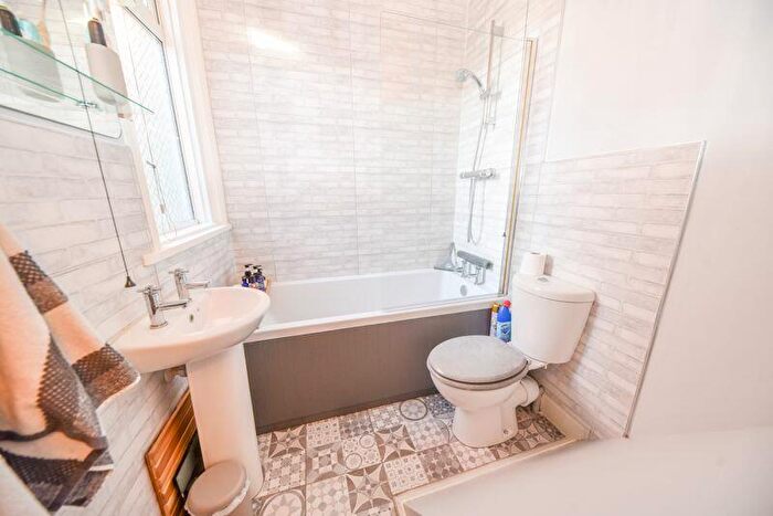 3 Bedroom Terraced House For Sale In Portchester Road, North End, PO2