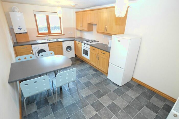 2 Bedroom Flat To Rent In Binney Wells, Kirkcaldy, KY1
