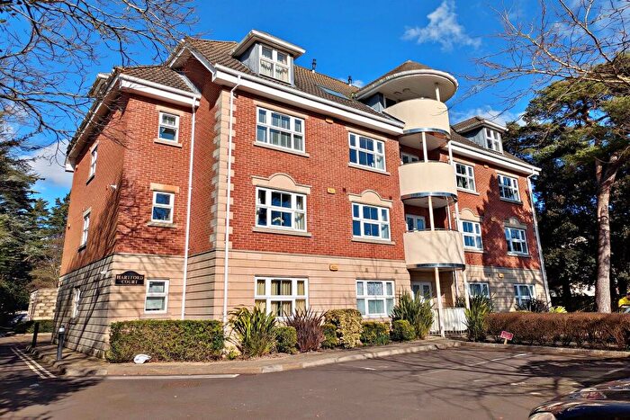 3 Bedroom Flat For Sale In Bournemouth, BH1