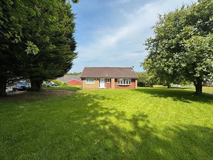 2 Bedroom Detached Bungalow For Sale In Erskine Close, Ladybridge, Bolton, BL3