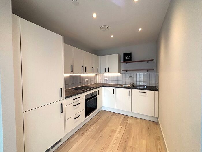 1 Bedroom Flat To Rent In Prince Charles Road, Exeter, EX4