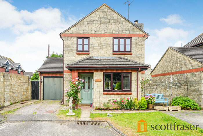 3 Bedroom Detached House To Rent In Corndell Gardens, Witney, OX28