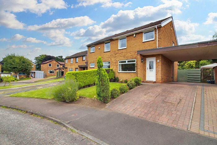 3 Bedroom Semi-Detached House For Sale In Hallcroft Park, Ratho, EH28