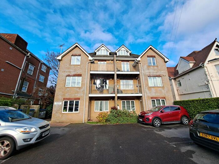 2 Bedroom Apartment To Rent In Florence Road, Boscombe, BH5