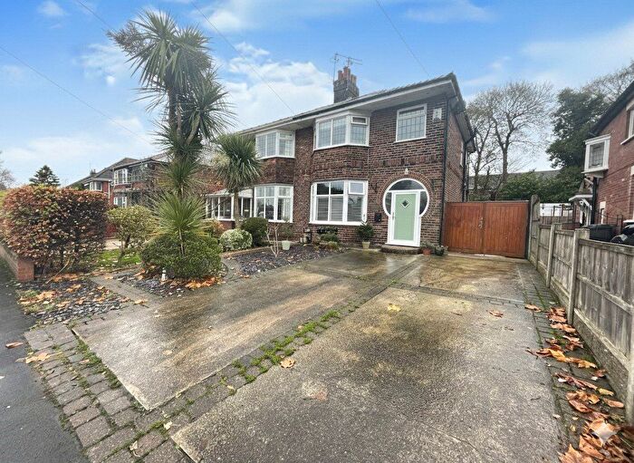3 Bedroom Semi-Detached House For Sale In Marshalls Brow, Penwortham, Preston, Lancashire, PR1