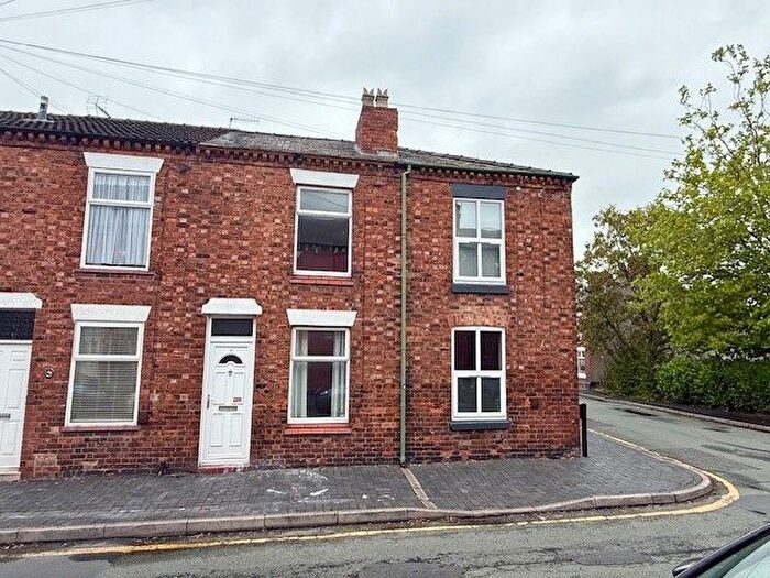 2 Bedroom Property To Rent In Hope Street, Crewe, CW2