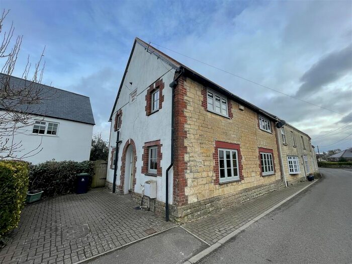 3 Bedroom Detached House To Rent In Chapel House, Pilwell, Marnhull, Marnhull, DT10